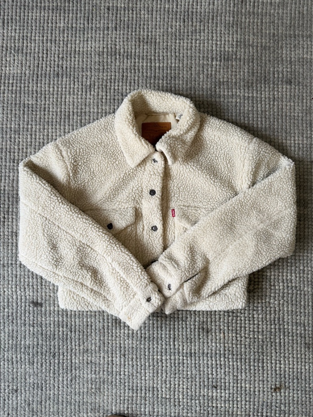 Levi's Cropped Sherpa Button-Up Jacket